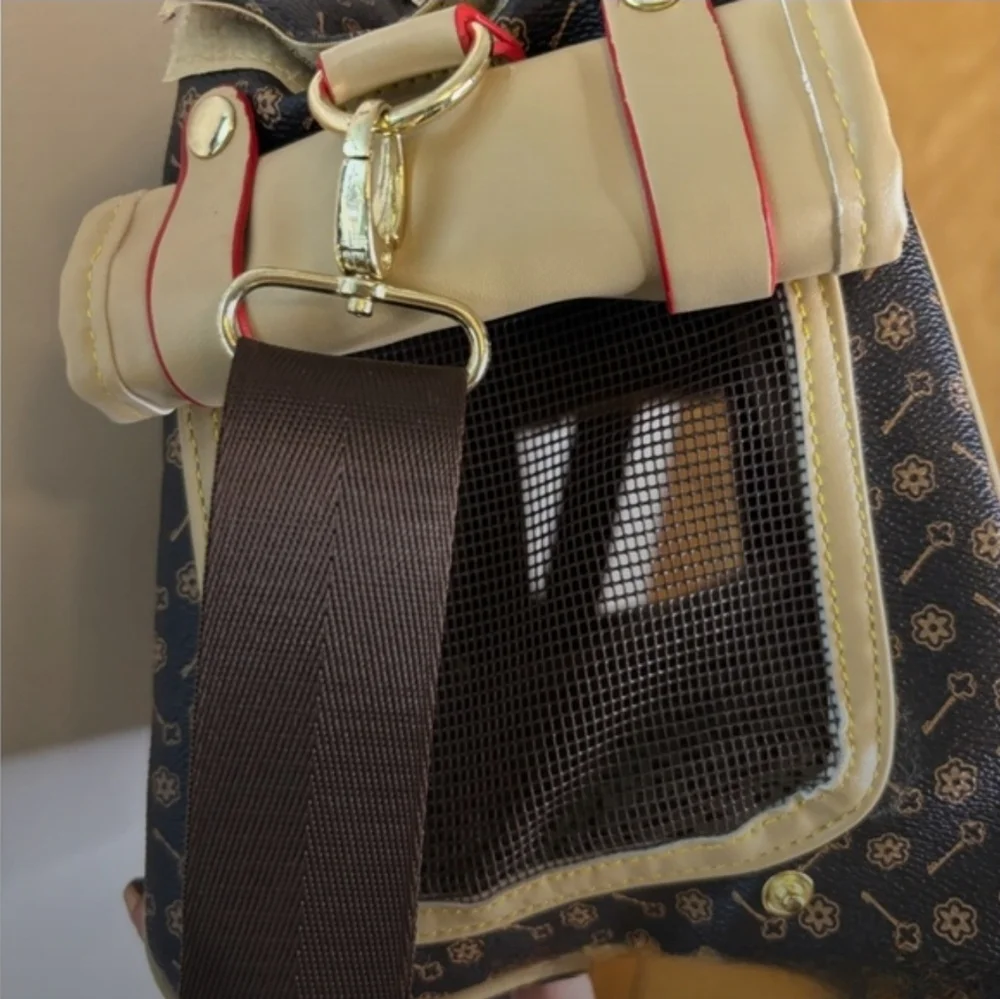 Fine Elegant Canine Couture Stylish Tan Black Faux Leather Signature Pet Carrier